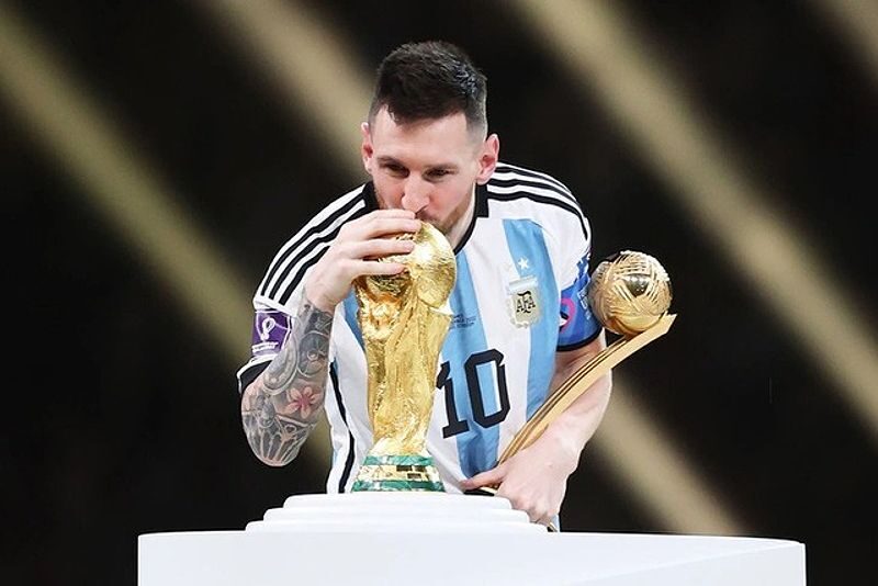 Messi ghi bàn đẹp